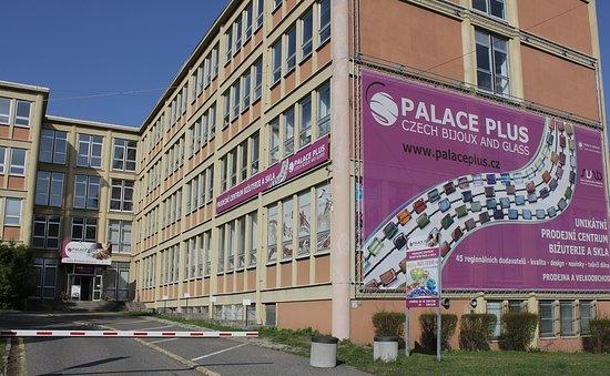 Palace Plus